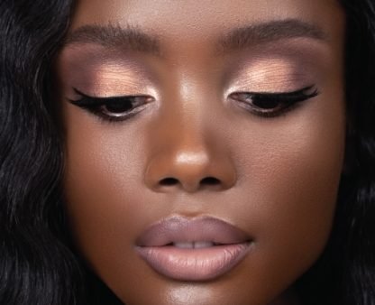 I Need A Nude Glow Highlighter NATASHA DENONA - Imagen 6