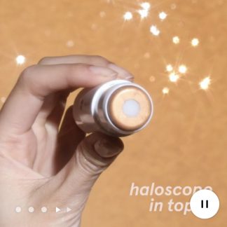 Haloscope dew effect highlighter GLOSSIER
