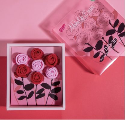 'Loves Me, Loves Me Not' 7-Day Set MAKEUP ERASER - Imagen 4