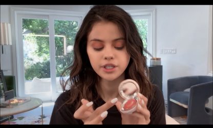 Rare Beauty by Selena Gomez Stay Vulnerable Melting Cream Blush - Imagen 6