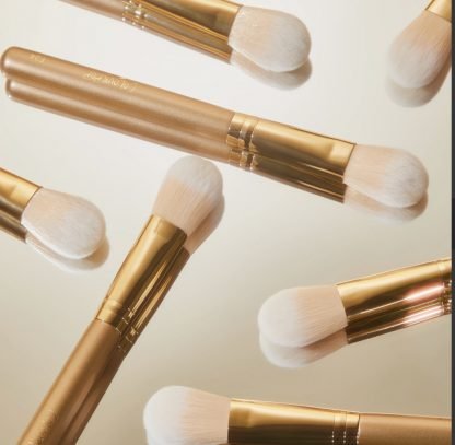medium fluff makeup brush COLOURPOP - Imagen 2