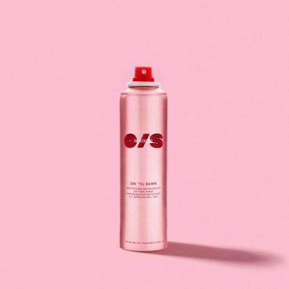 ONE/SIZE by Patrick Starrr On 'Til Dawn Mattifying Waterproof Setting Spray - Imagen 3