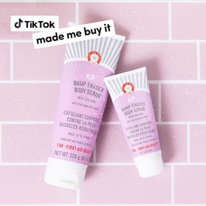 First Aid Beauty KP Bump Eraser Body Scrub with 10% AHA - Imagen 9