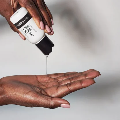 The INKEY List Beta Hydroxy Acid (BHA) Blemish + Blackhead Serum - Imagen 7