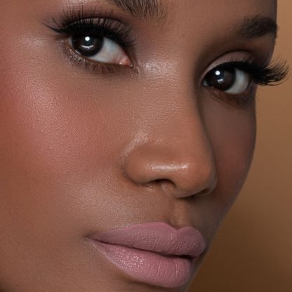 LABIAL LÍQUIDO MATTE ATEMPORAL ATENEA MARRIED - Imagen 5