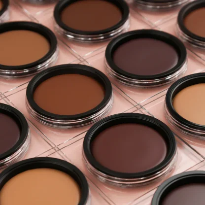 HUDA BEAUTY Tantour Face Contouring Sculpt & Shade Brush - Imagen 2