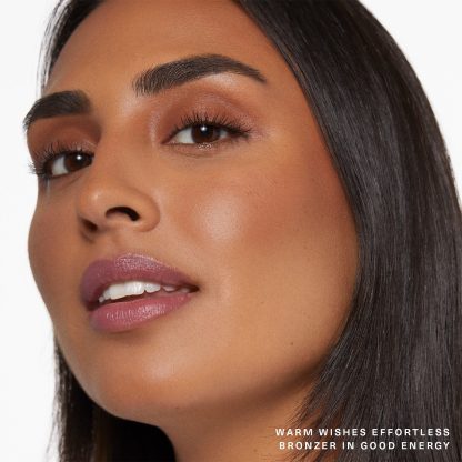 Rare Beauty by Selena Gomez Warm Wishes Effortless Bronzer Sticks - Imagen 13