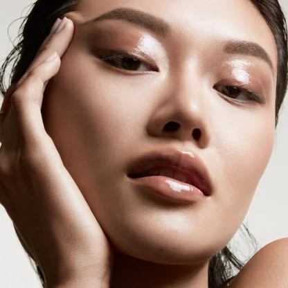 Fenty Beauty by Rihanna Gloss Bomb Universal Lip Luminizer - Imagen 3