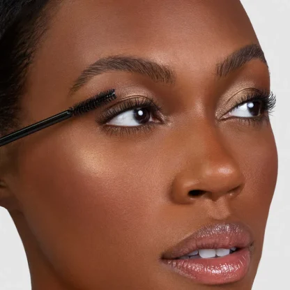 PUR Cosmetics Fully Charged Mascara Powered by Magnetic Technology - Imagen 2