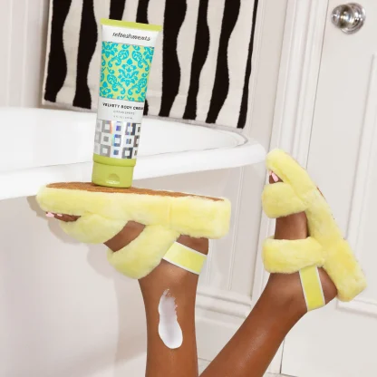 refreshments VELVETY BODY CREAM - Imagen 3