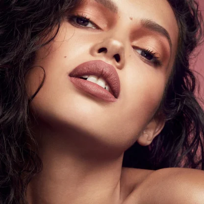 Fenty Beauty by Rihanna Stunna Lip Paint Longwear Fluid Lip Color - Imagen 2