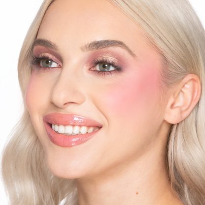 Too Faced Cloud Crush Blurring Blush - Imagen 16