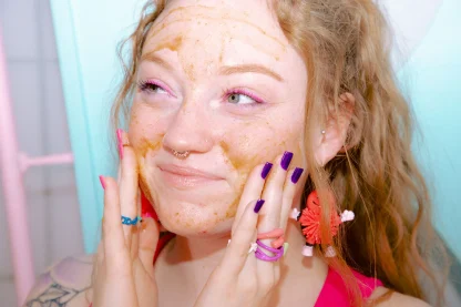 ROSEN Skincare Super Smoothie Cleanser - Imagen 4