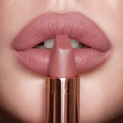 Charlotte Tilbury Matte Revolution Lipstick - Imagen 7