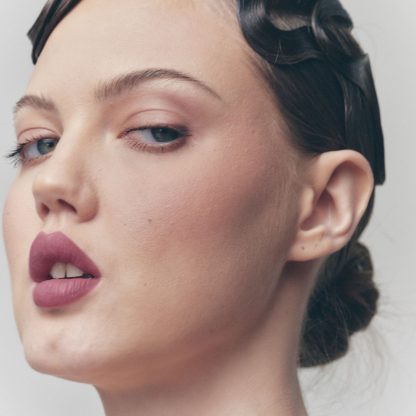 Fenty Beauty by Rihanna Fenty Icon Velvet Liquid Lipstick RIRI - Imagen 4