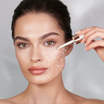 Charlotte Tilbury Mini Charlotte’s Magic Serum with Vitamin C - Imagen 6