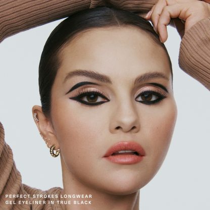 Rare Beauty by Selena Gomez Perfect Strokes Longwear & Waterproof Gel Eyeliner - Imagen 12