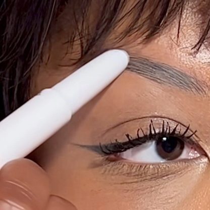 CONTEXT Brow Pomade Stick - Imagen 2