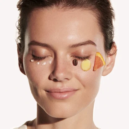 Origins Ginzing™ Vitamin C Eye Cream to Brighten and Depuff 15ml - Imagen 3