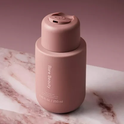 Rare Beauty by Selena Gomez Find Comfort Hydrating Body Lotion 250ml - Imagen 3