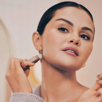 Rare Beauty by Selena Gomez Find Comfort Stop & Soothe Aromatherapy Pen - Imagen 7