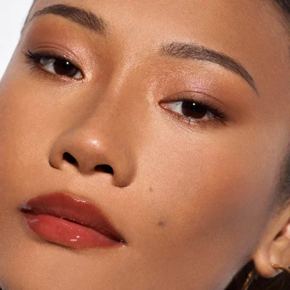 Fenty Beauty by Rihanna Gloss Bomb Heat Universal Lip Luminizer + Plumper - Imagen 3