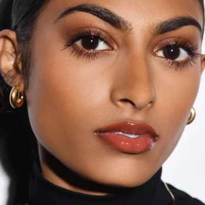 Fenty Beauty by Rihanna Gloss Bomb Heat Universal Lip Luminizer + Plumper - Imagen 2