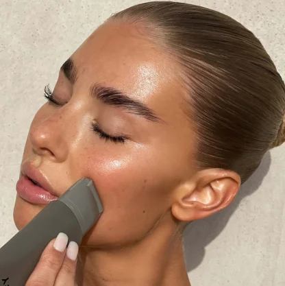 REFY Glow and Sculpt Face Serum Primer with Niacinamide - Imagen 2