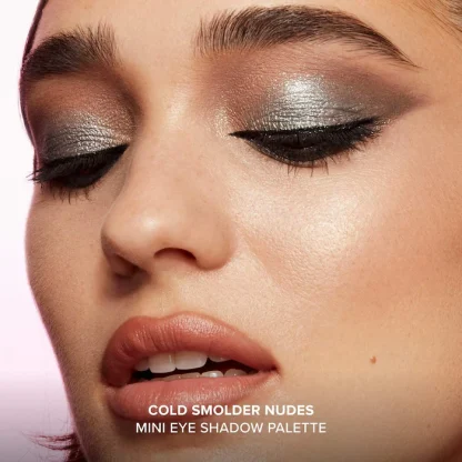 Too Faced Mini Born This Way Complexion-Inspired Eyeshadow Palette - Imagen 4