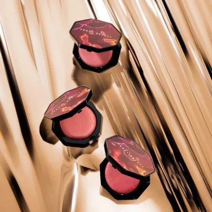 Fenty Beauty by Rihanna Hot Cheeks Velour Blushlighter - Imagen 2