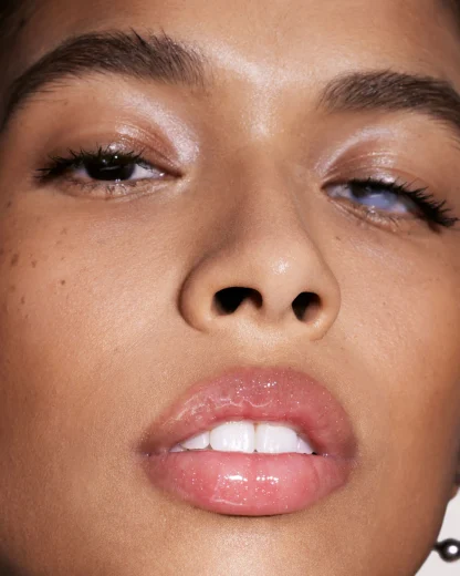 Fenty Beauty by Rihanna GLOSS BOMB UNIVERSAL LIP LUMINIZER - Imagen 4