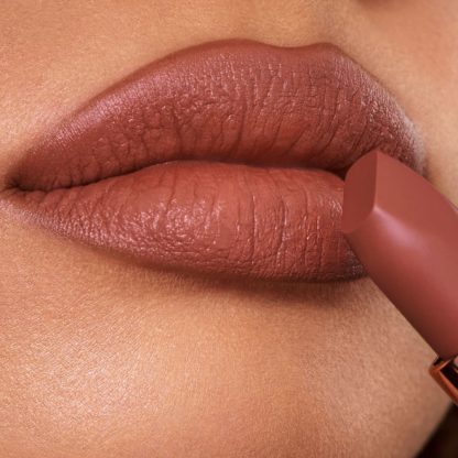 Charlotte Tilbury THE SUPER NUDES MATTE REVOLUTION - SUPER FABULOUS - Imagen 6