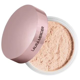 Laura Mercier Translucent Loose Setting Powder – Pink Tone-Up for Brightening