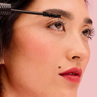 Benefit Cosmetics Fan Fest Fanning & Volumizing Mascara - Imagen 4