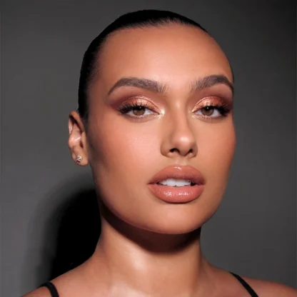 PAT McGRATH LABS LUMINOUS LEGENDS: MEGA EYE SHADOW PALETTE - Imagen 3