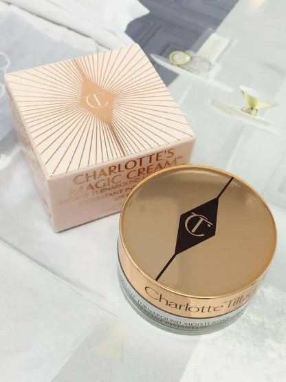 CHARLOTTE'S LEGENDARY BEAUTY SECRETS TRAVEL SIZE - Imagen 4