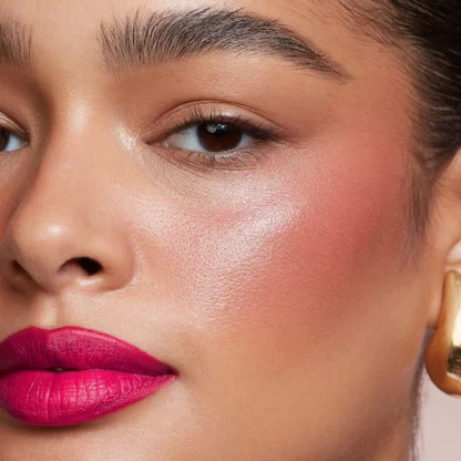 PATRICK TA Major Headlines Matte Suede Lipstick - Imagen 4