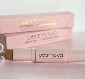 PEAR NOVA Bronzer + Contour Stick - Light