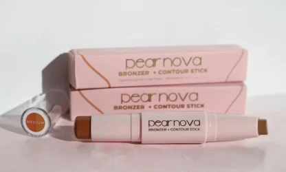 PEAR NOVA Bronzer + Contour Stick - Light - Imagen 2