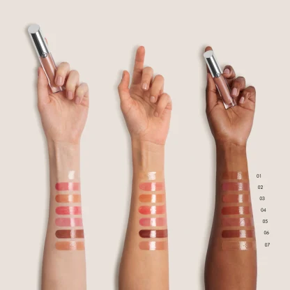 Armani Beauty  Prisma Glass Hydrating Lip Gloss with Squalane - Imagen 6