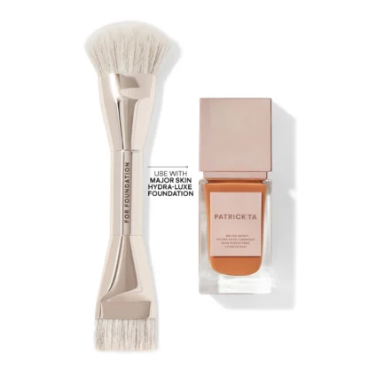 PATRICK TA  Dual Ended Foundation Brush - Imagen 3