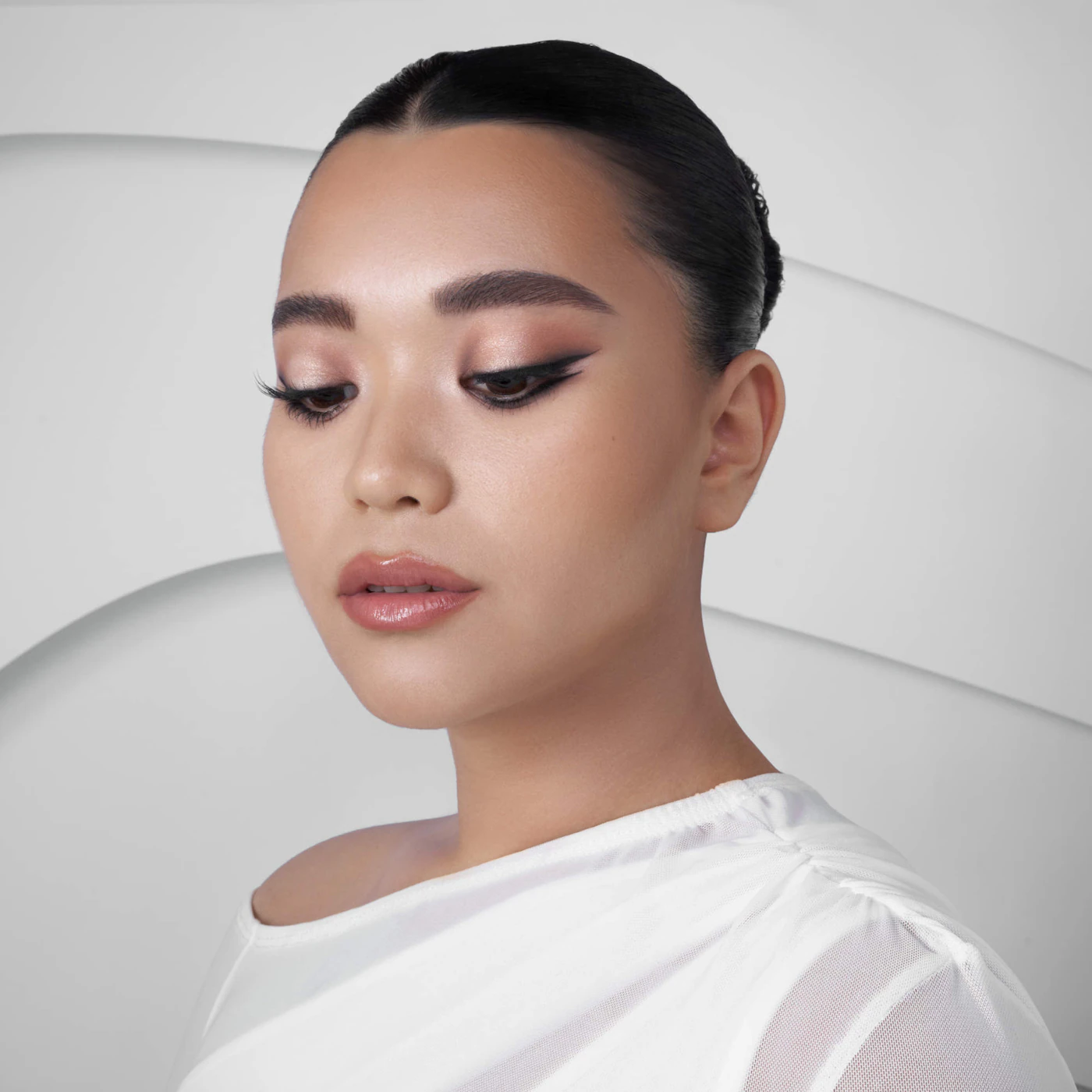 NATASHA DENONA Eye Sculpt Texture & Tone Eyeshadow Palette - Imagen 7