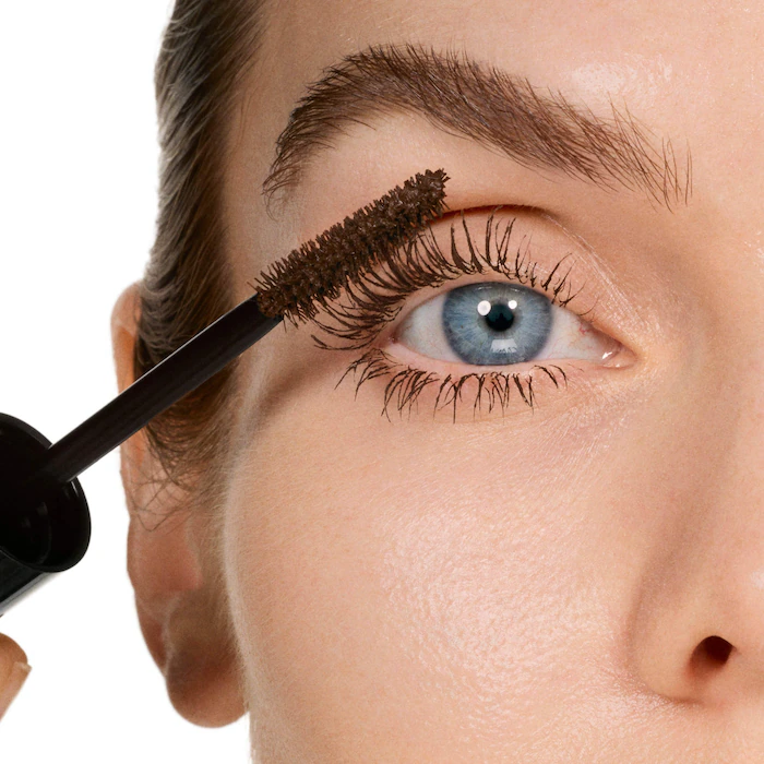 MAKEUP BY MARIO Master Mascara® Volumizing & Lift Brown - Imagen 6